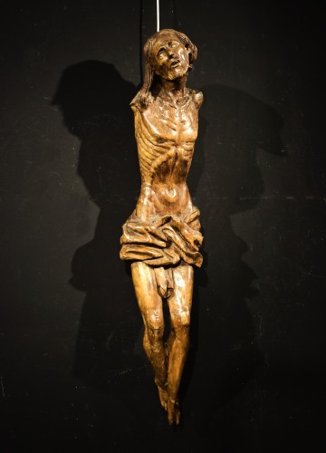 Renaissance - Christ crucifié  en bois de tilleul - Fin du 16e siècle